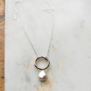 「New」Circle & Keshi Pearl Necklace