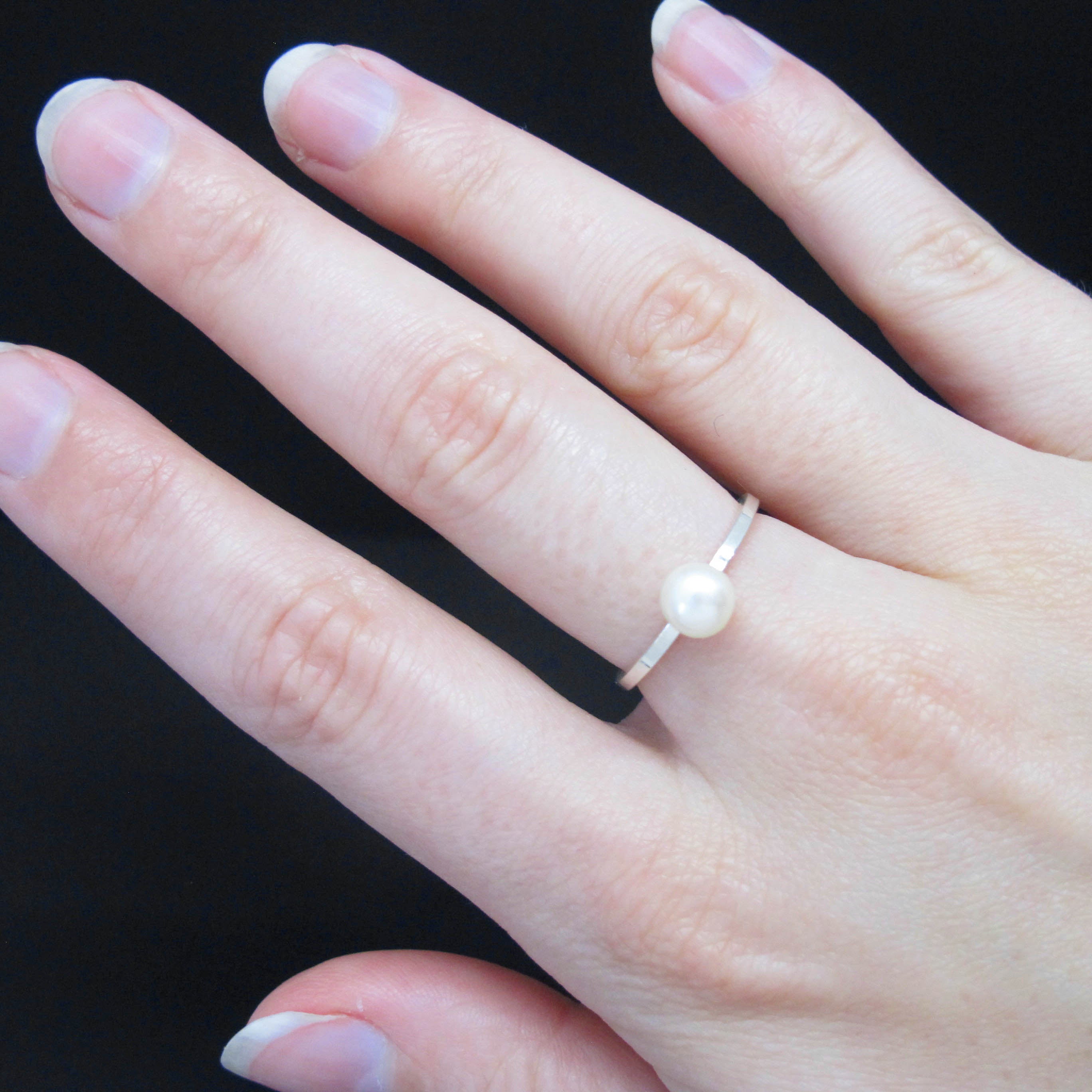 Pearl Solitaire Silver Ring
